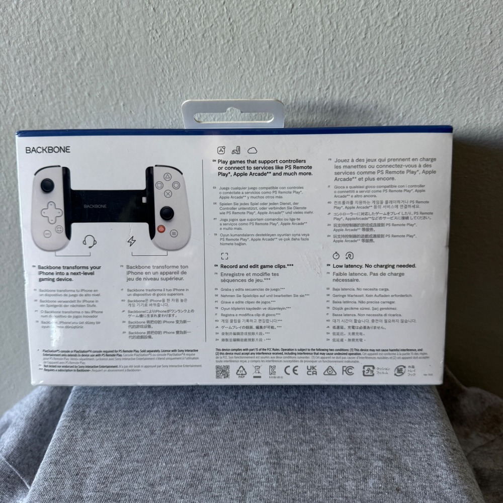 Backbone One PlayStation Edition iPhone Lightning‎ Gaming Controller White NEW - Picture 2 of 4